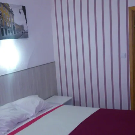 Pensao Estacao Affittacamere Lisbona