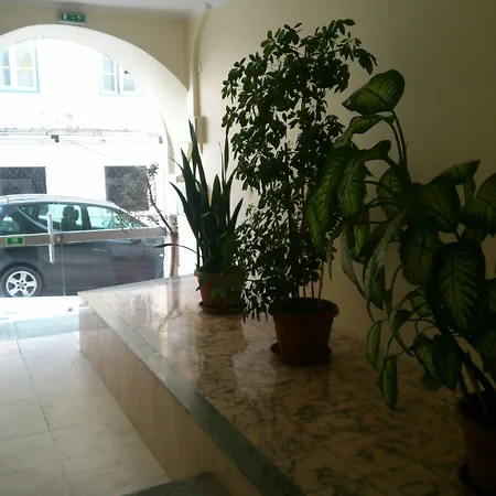 Pensao Estacao بيت ضيافة Lisboa