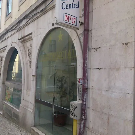 Pensao Estacao بيت ضيافة 3*