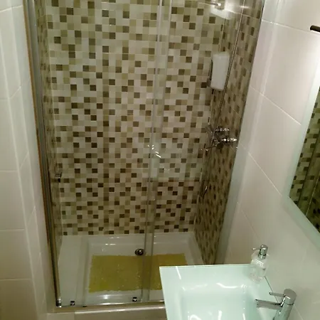 Pensao Estacao Guest house 2*