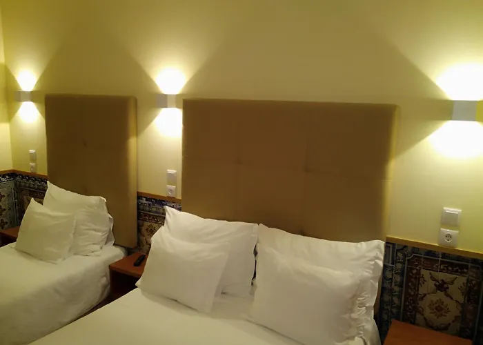 Pensión Pensao Estacao 3*