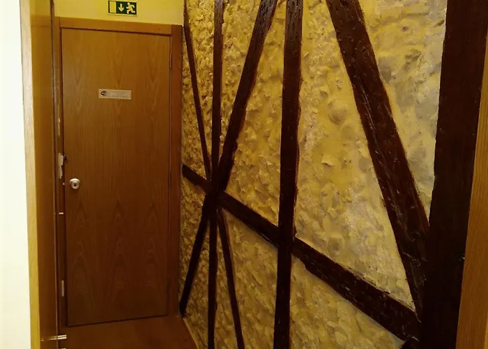 Pensao Estacao Pensión 3*