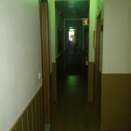 ペンサオ エスタソン セントラル ゲストハウス リスボン